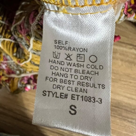 ETwo Floral Smocked Off Shoulder Bell Sleeve Fairy Cottage Boho‎ Crop Top  S - Picture 8 of 10